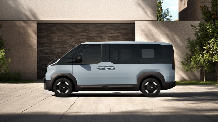 Seitenansicht des Kia PV5 Passenger, Fahrerseite